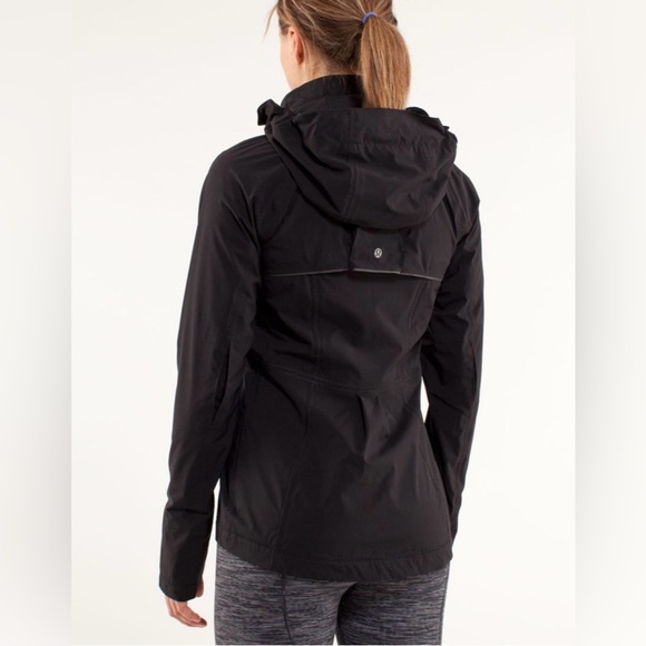 Lululemon Run: In The Rain Jacket
Black - Picture 2 of 16